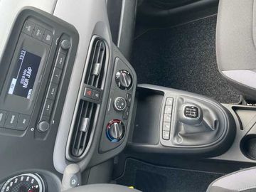 Fahrzeugabbildung Hyundai i10 1.0 Select Sitz + Lenkradheizung