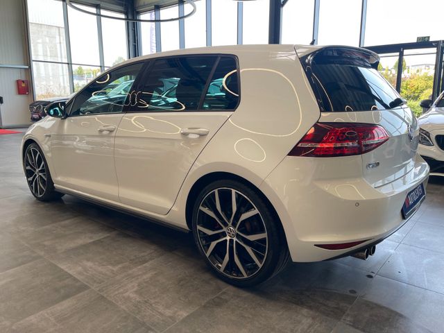 MYAUTOCENTER – Gebraucht- und Jahreswagen mit Werkstattservice in Pfaffenhofen Volkswagen Golf VII Lim. GTD BMT *Kamera*Klima*PDC*