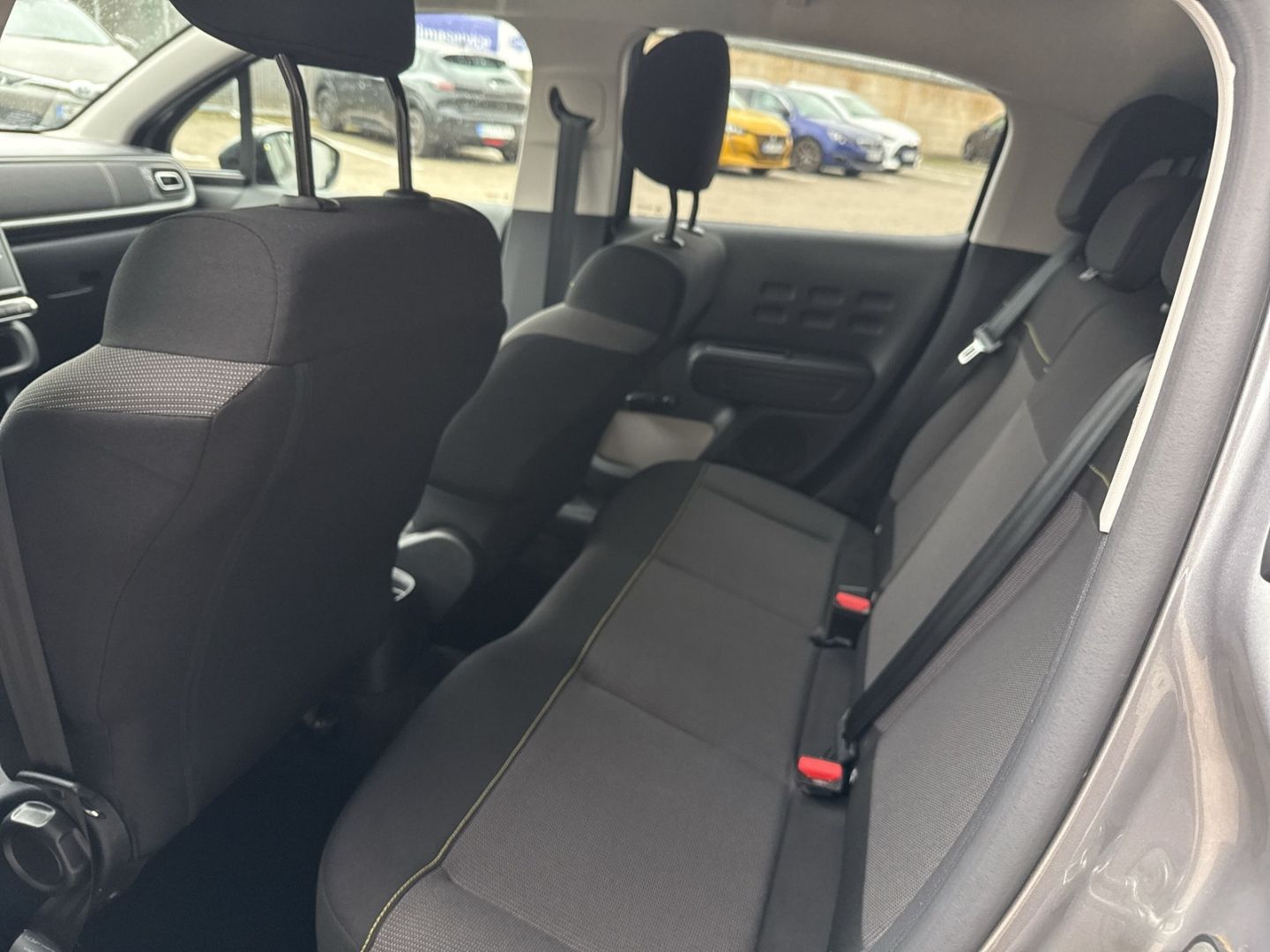 Fahrzeugabbildung Citroën C3 C-Series PureTech 82 1.2 LED Apple CarPlay An