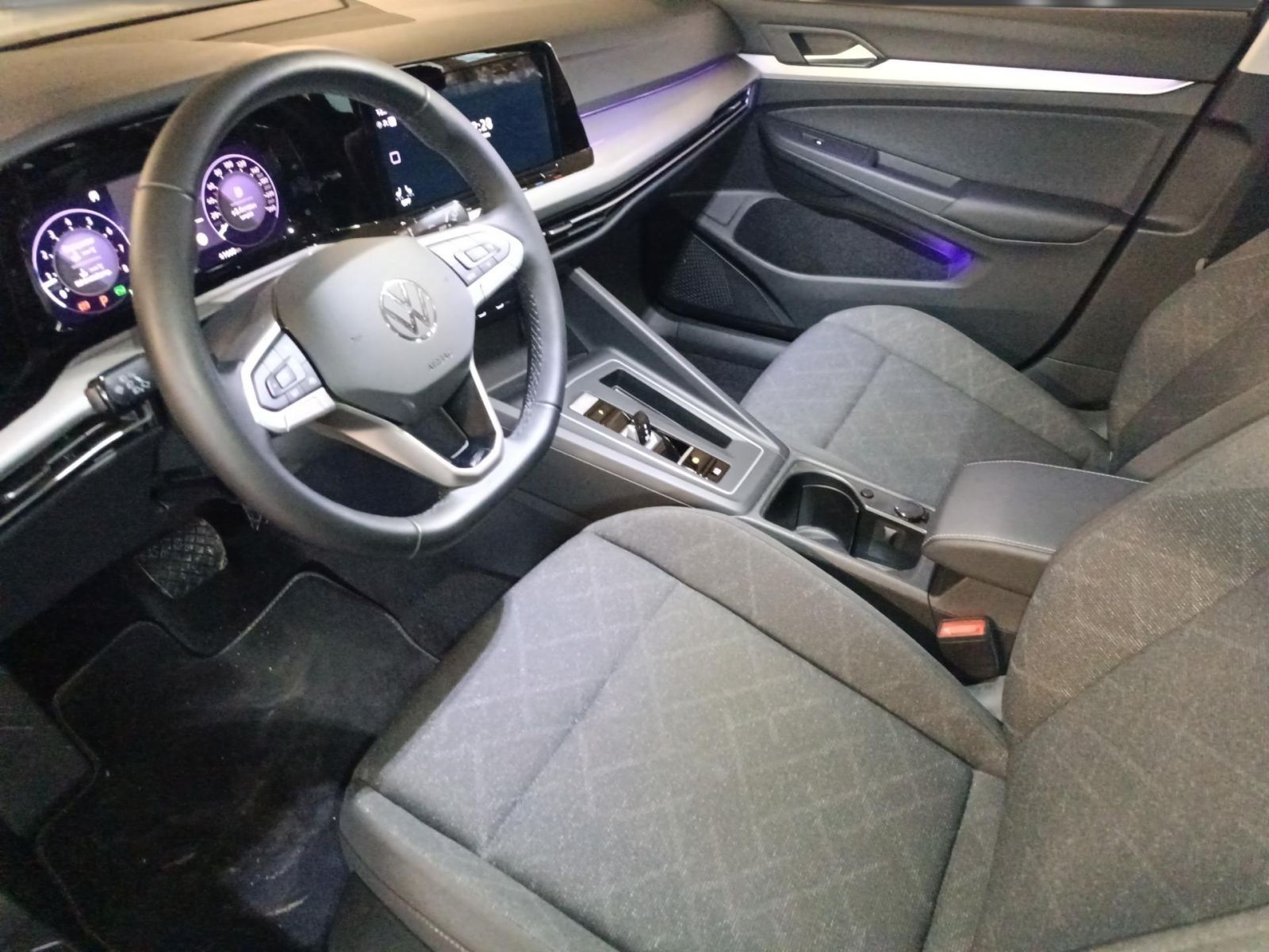 Volkswagen Golf - Bild 9