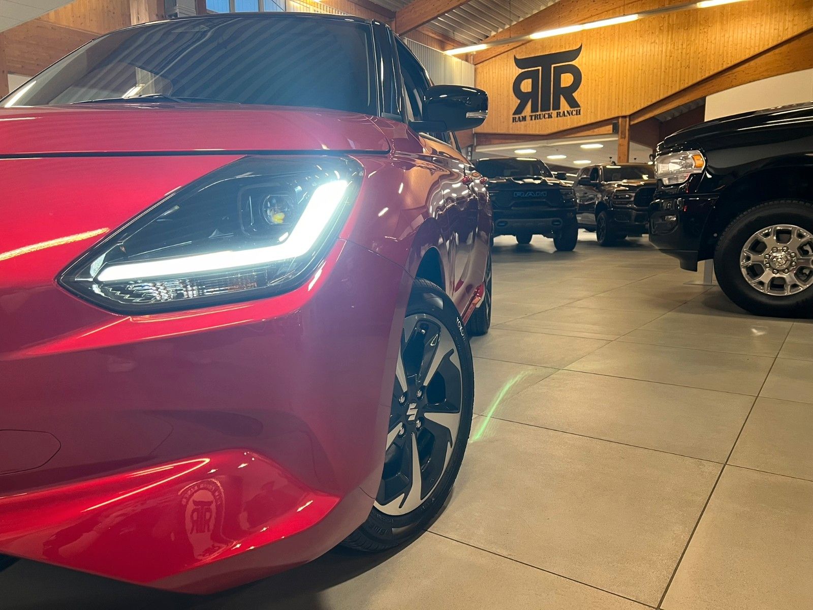 Fahrzeugabbildung Suzuki Swift Comfort + *NEW2024*