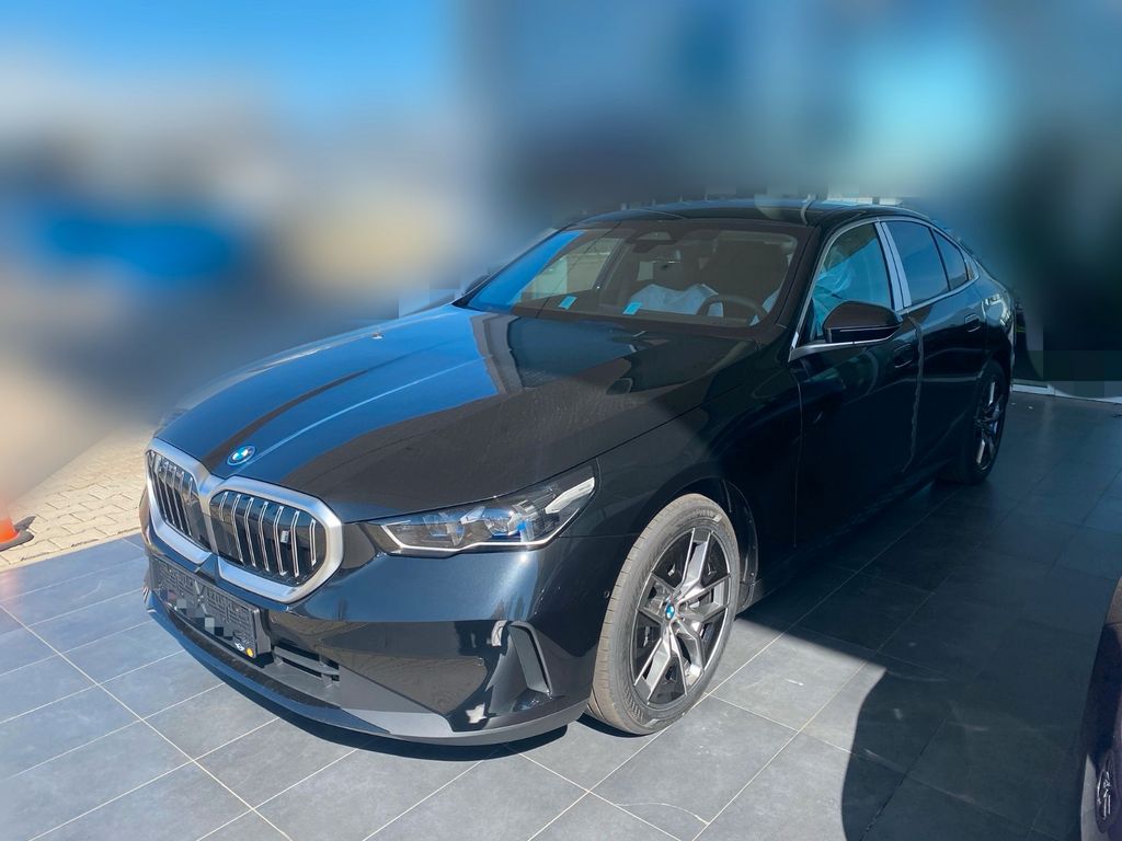 BMW i5 xDrive40
