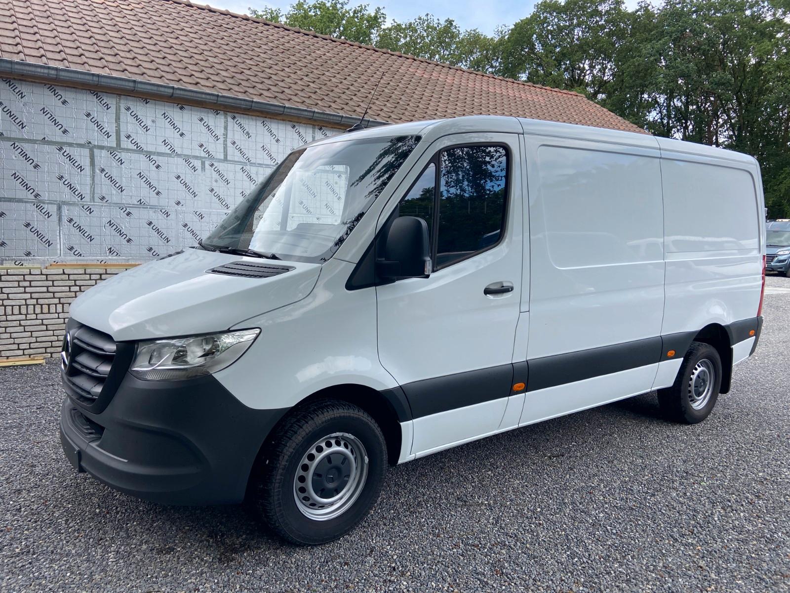 Mercedes-Benz SPRINTER 317 CDI*AHK 3.5 T*NAVI*KLIMA*AUTOMATIK*