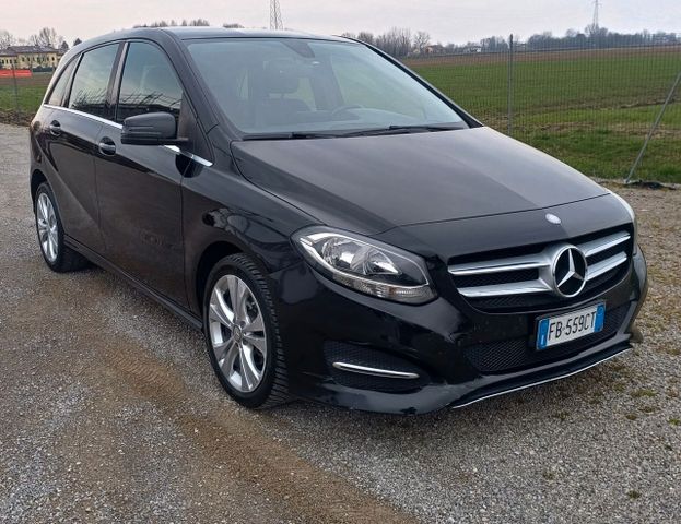 Mercedes-Benz Mercedes-benz B 180 B 180 d Automatic Premium