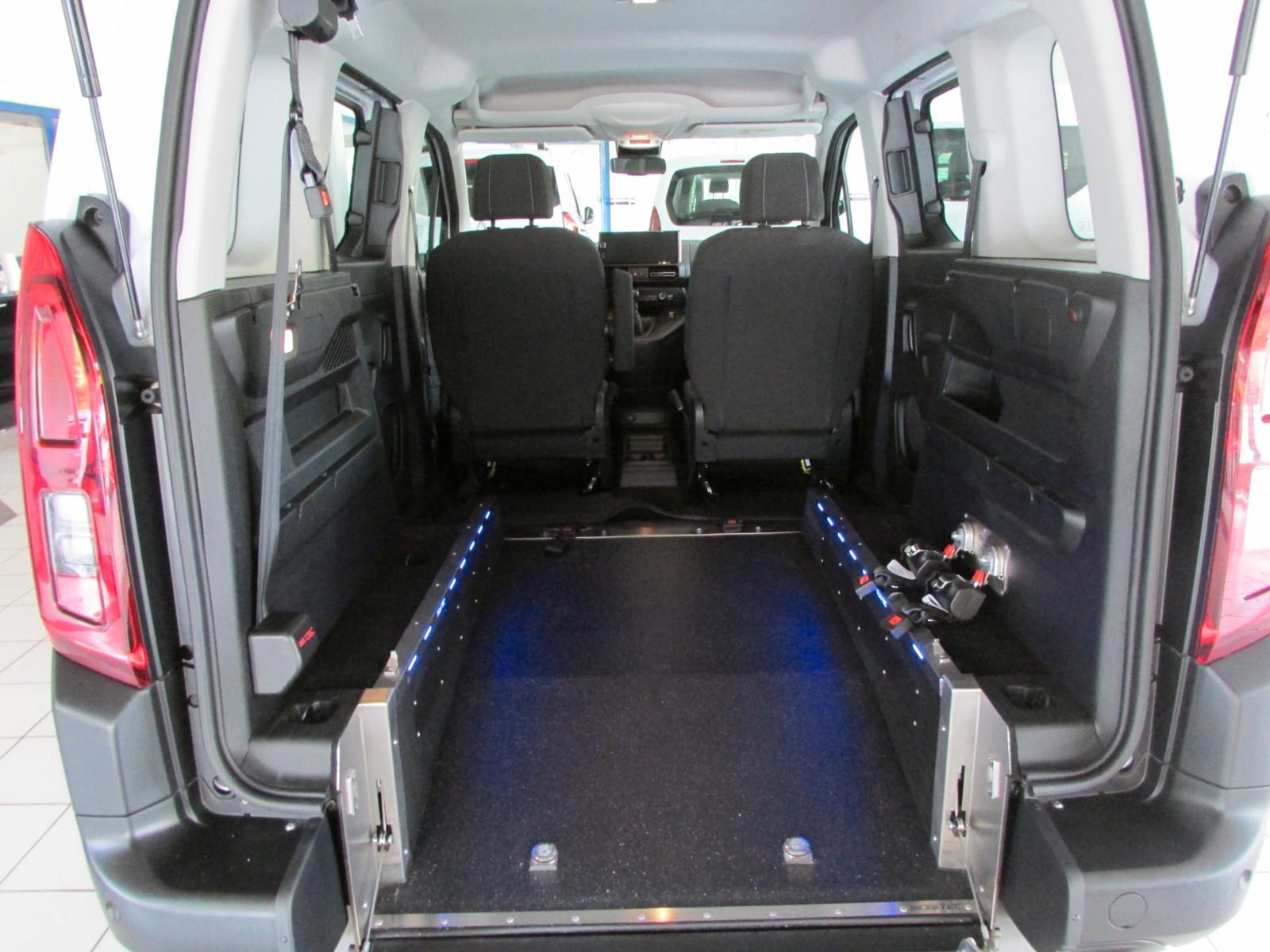 Toyota Proace City Verso L1 Rampe-Behindertengerecht