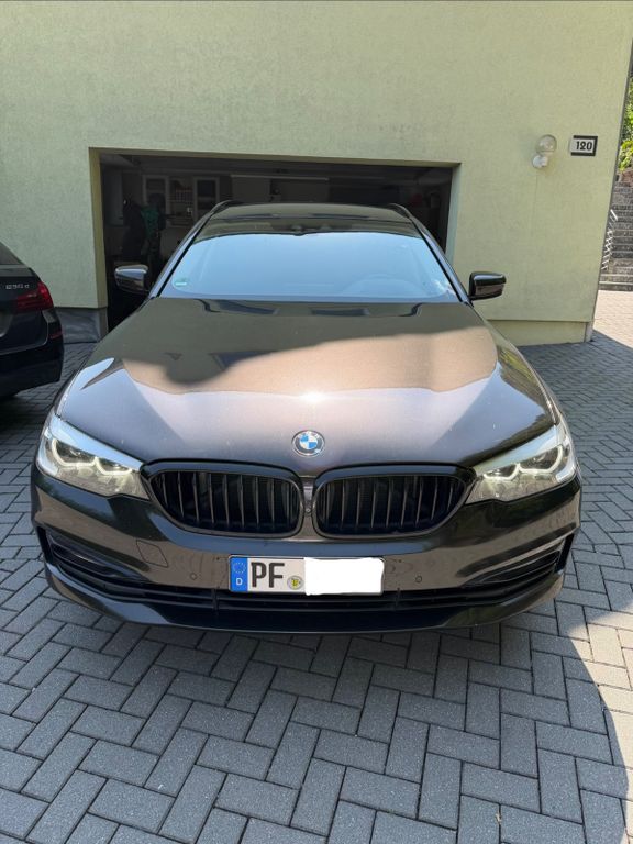 Image of BMW 530