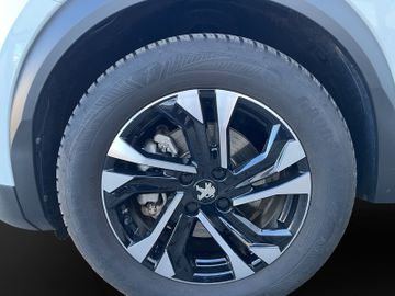 Peugeot 2008 Elektro Allure 136 50kWh Carplay+SHZ+RFK