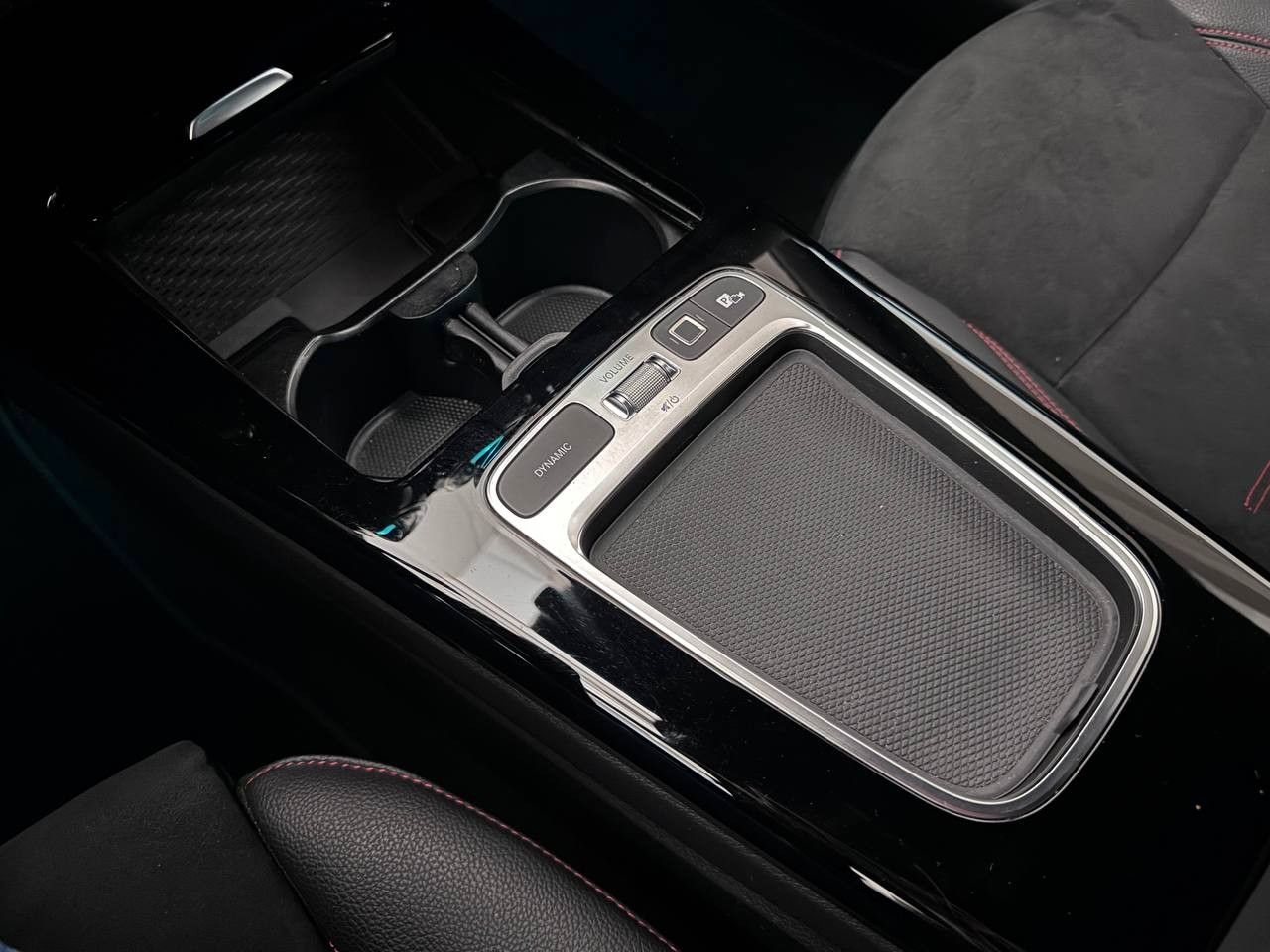 Mercedes-Benz CLA 200 AMG Line Night-Edition Sonderausstattung foto 9