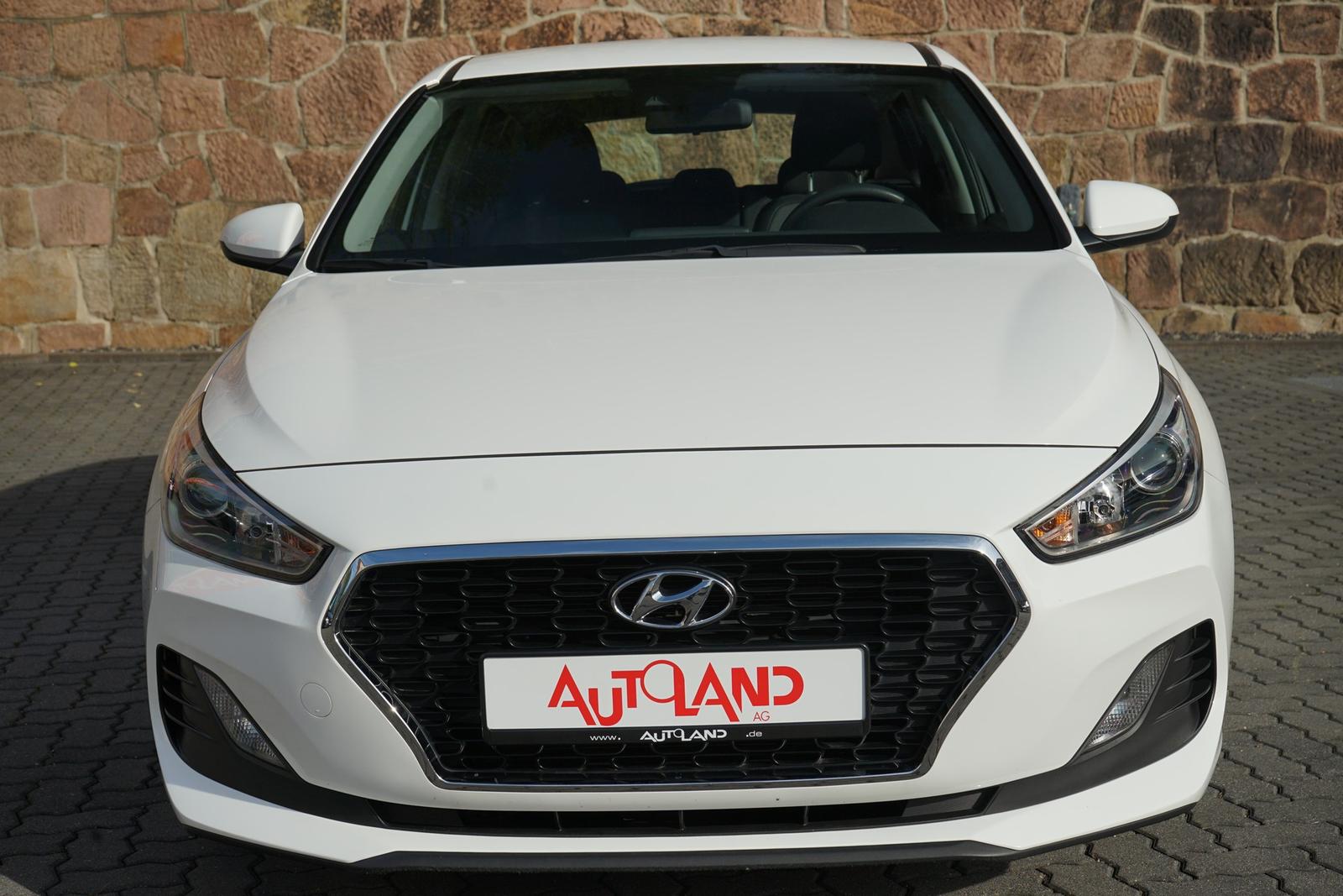 Hyundai i30 1.4 Pure Tempomat PDC Klima Tagfahrlicht USB