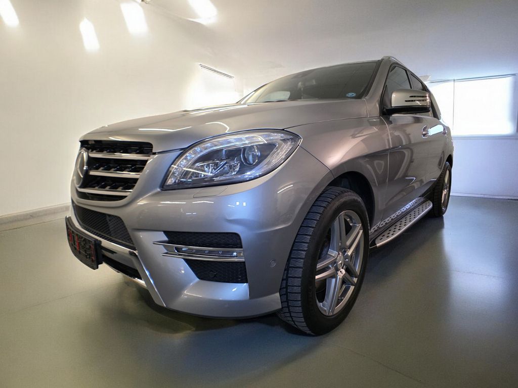 Mercedes-Benz ML 500