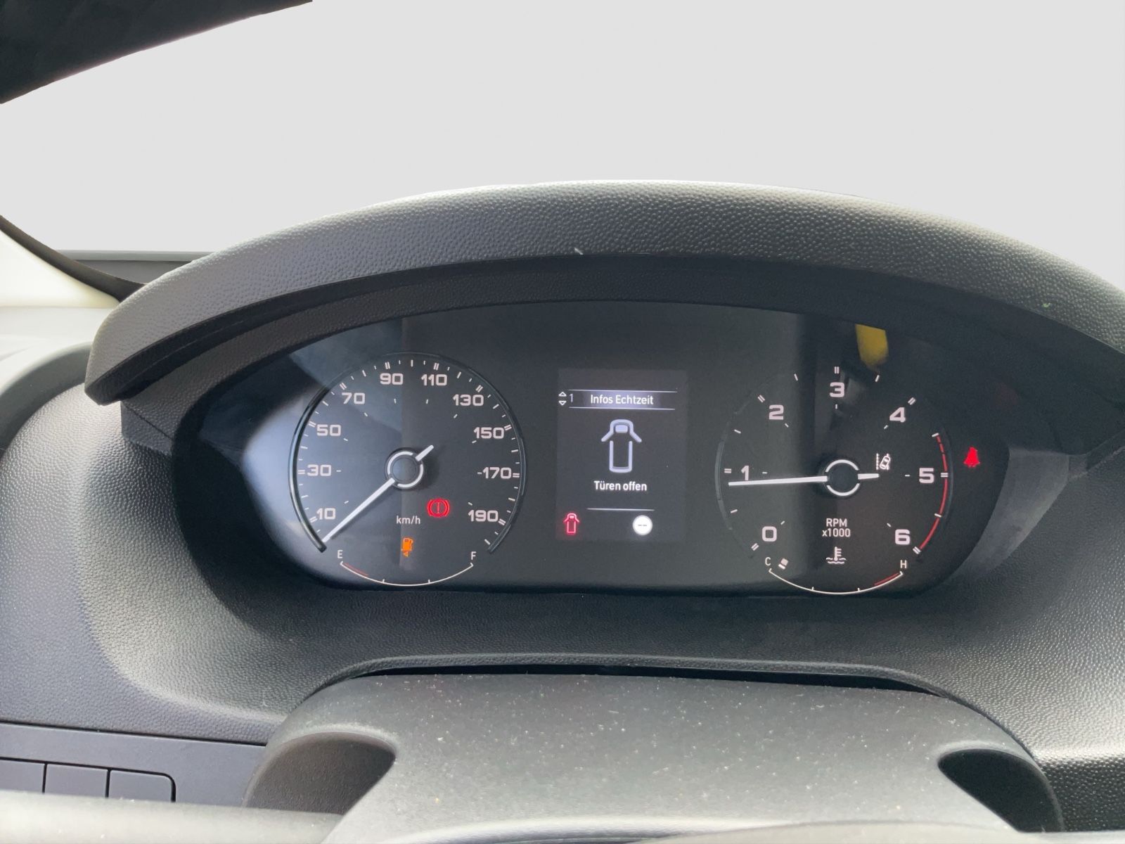 Fahrzeugabbildung Fiat Ducato L2H1 120 MJ Komfortsitz Kamera Klima