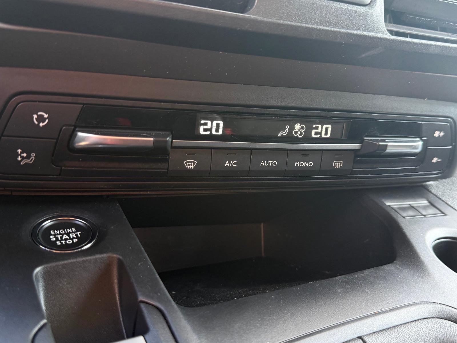 Citroën Berlingo MPV Shine M Standheizung