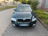 Skoda Octavia Combi 2.0 TDI DSG - TOP AUSSTATTUNG