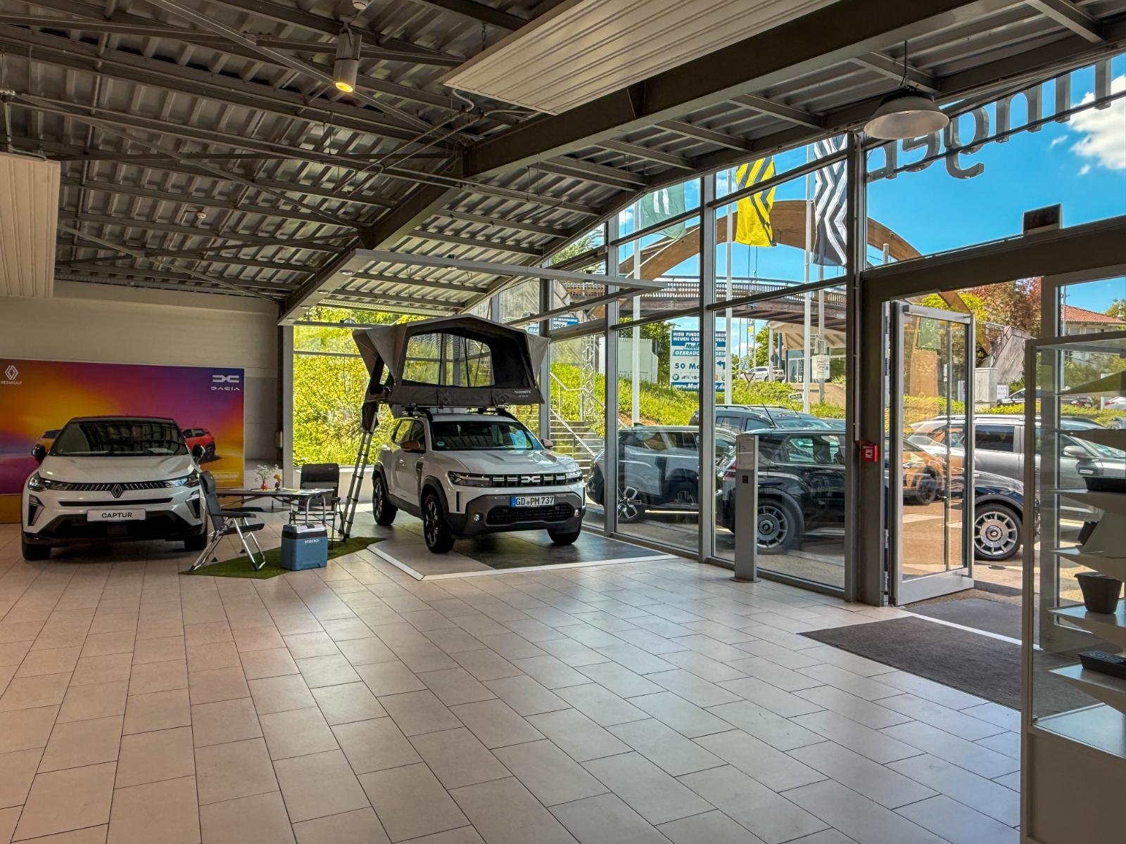 showroom-image-bottom