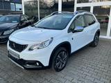 Peugeot 2008 Crossway Navi Pano Kamera Shz. Allwetter - Peugeot 2008 Crossway mit Benzin-Antrieb