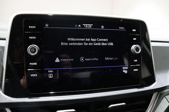 T-Roc Style 1.5 l TSI DSG ACC KAMERA SHZ PARKASS