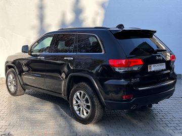 Jeep Grand Cherokee - 4
