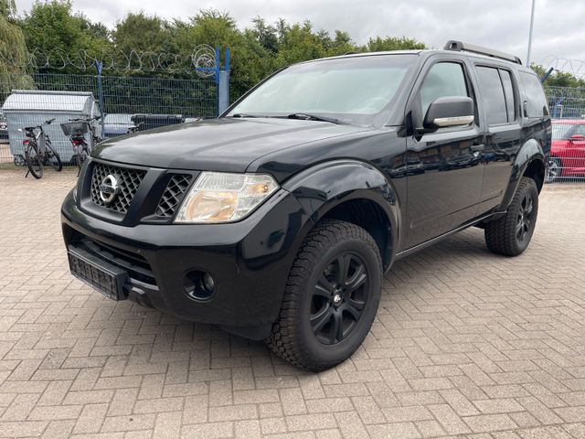 Nissan Pathfinder 2.5 dCi AHK -Motorschaden-