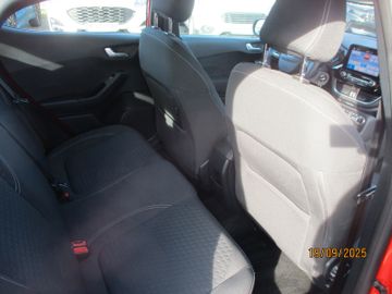 Ford Fiesta Titanium PDC + Winterpaket