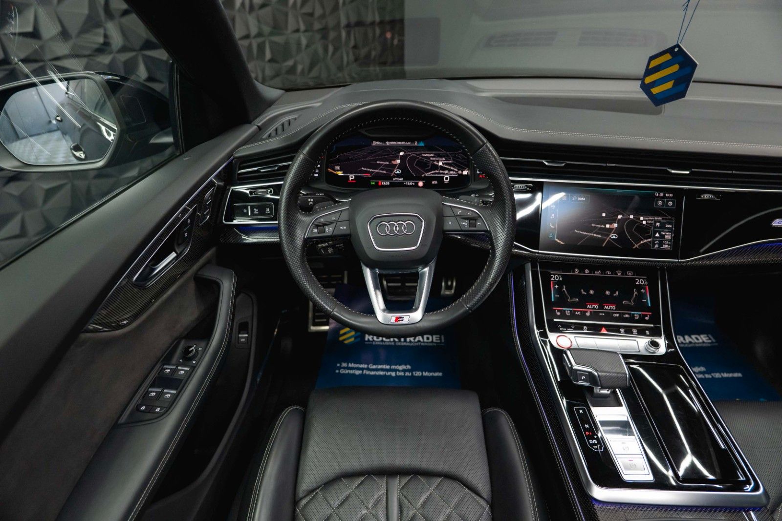 Fahrzeugabbildung Audi SQ8 4.0 TDI quattro Black Design | Full Option
