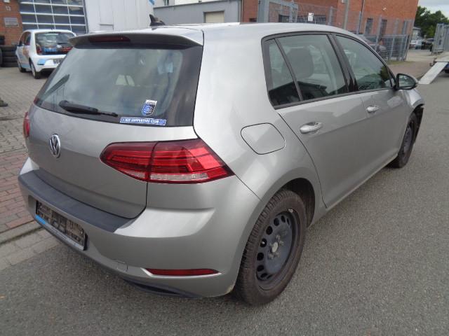 Volkswagen Golf 1.6 TDI SCR Trendline