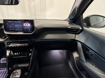 Fahrzeugbestand 25 Peugeot 208 Hybrid 145 GT e-Sitz+Alcantara+360 Grad