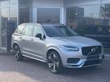 Volvo XC90 B5 D AWD Plus Dark Auto - Volvo XC90 Gebrauchtwagen in Frankfurt