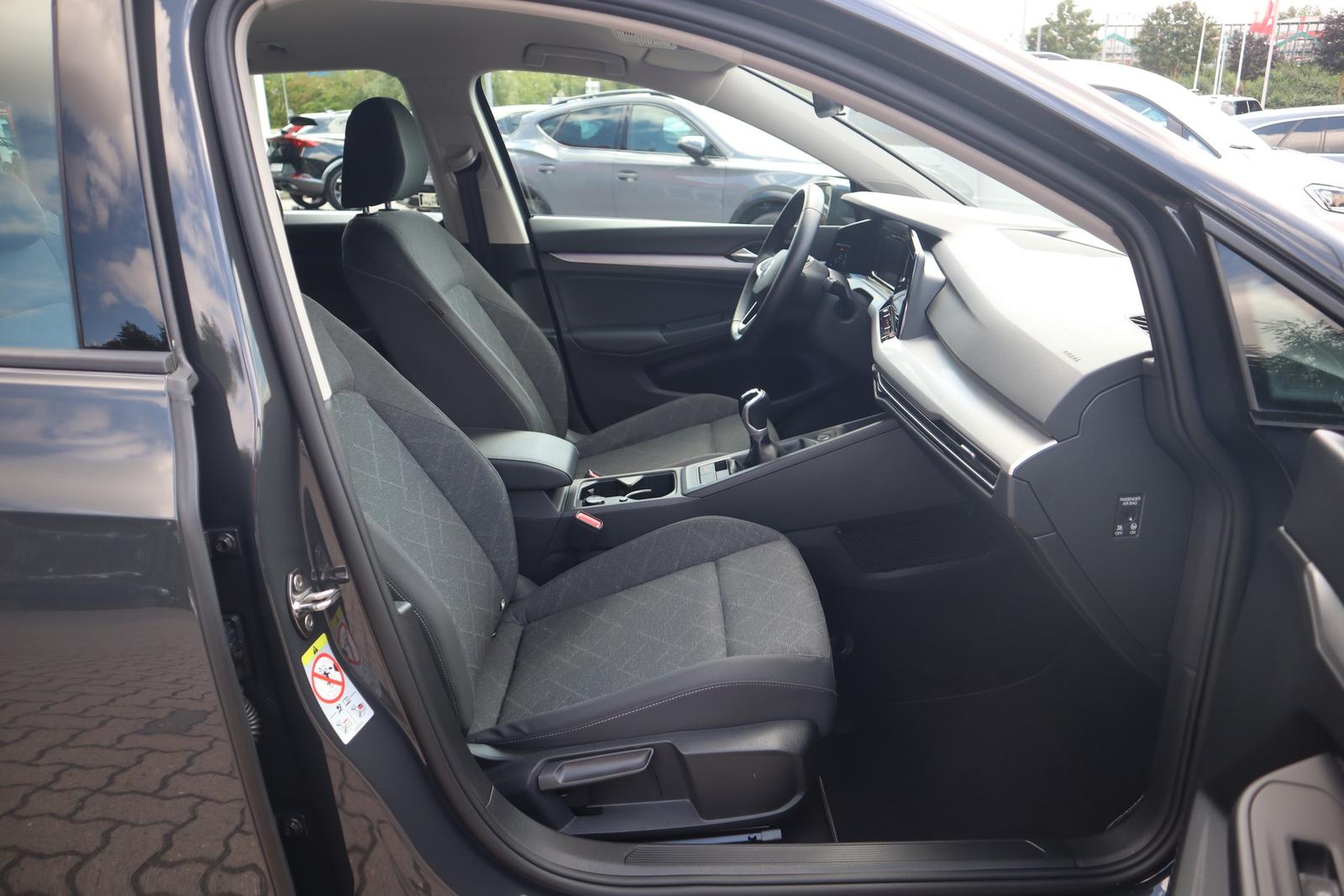 Volkswagen Golf VIII Variant 1.5 TSI Life LED Navi ACC PDC, миниатюра 30