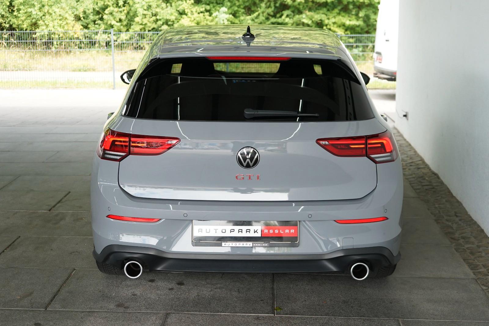 Volkswagen Golf VIII GTI DSG/PANO/R-CAM/VIRTUAL/LED/18z
