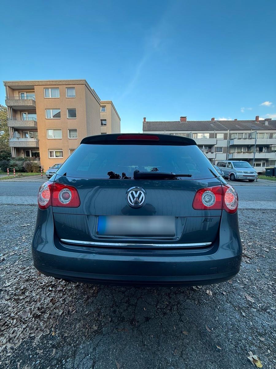 Volkswagen Passat 2008 — engine 140 HP (103kW)