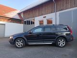 Volvo XC70 D4 AWD 2,4L 5 Zylinder Automatik - Volvo XC70 von privat