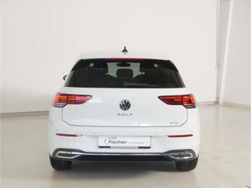Volkswagen Golf - 6