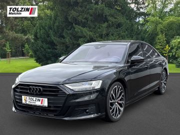 Audi S8 - 1