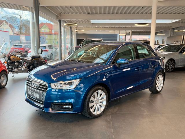 Audi A1 Sportback 1.4TDI Automatik/SHZ/Xenon/Navi/PDC