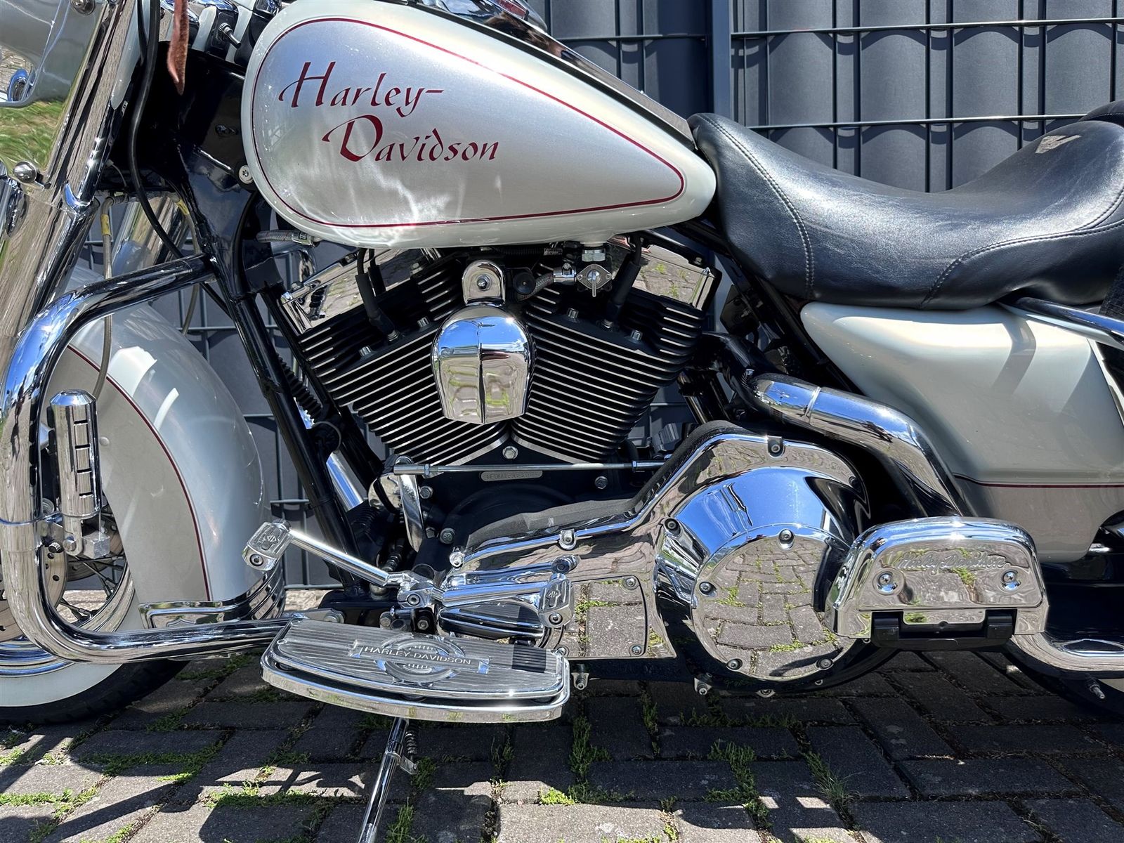 Fahrzeugabbildung Harley-Davidson Touring Road King FLHR FL1