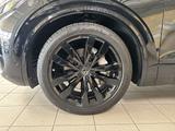 Volkswagen Touareg 3.0 TSI R-Line Black Style V6 OPF 4M+USB - Volkswagen Touareg V6 tsi mit Benzin-Antrieb