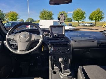 Bild 11 Lada Niva Travel AHK Sperrdiff. Rückfahrkam. Klima Al