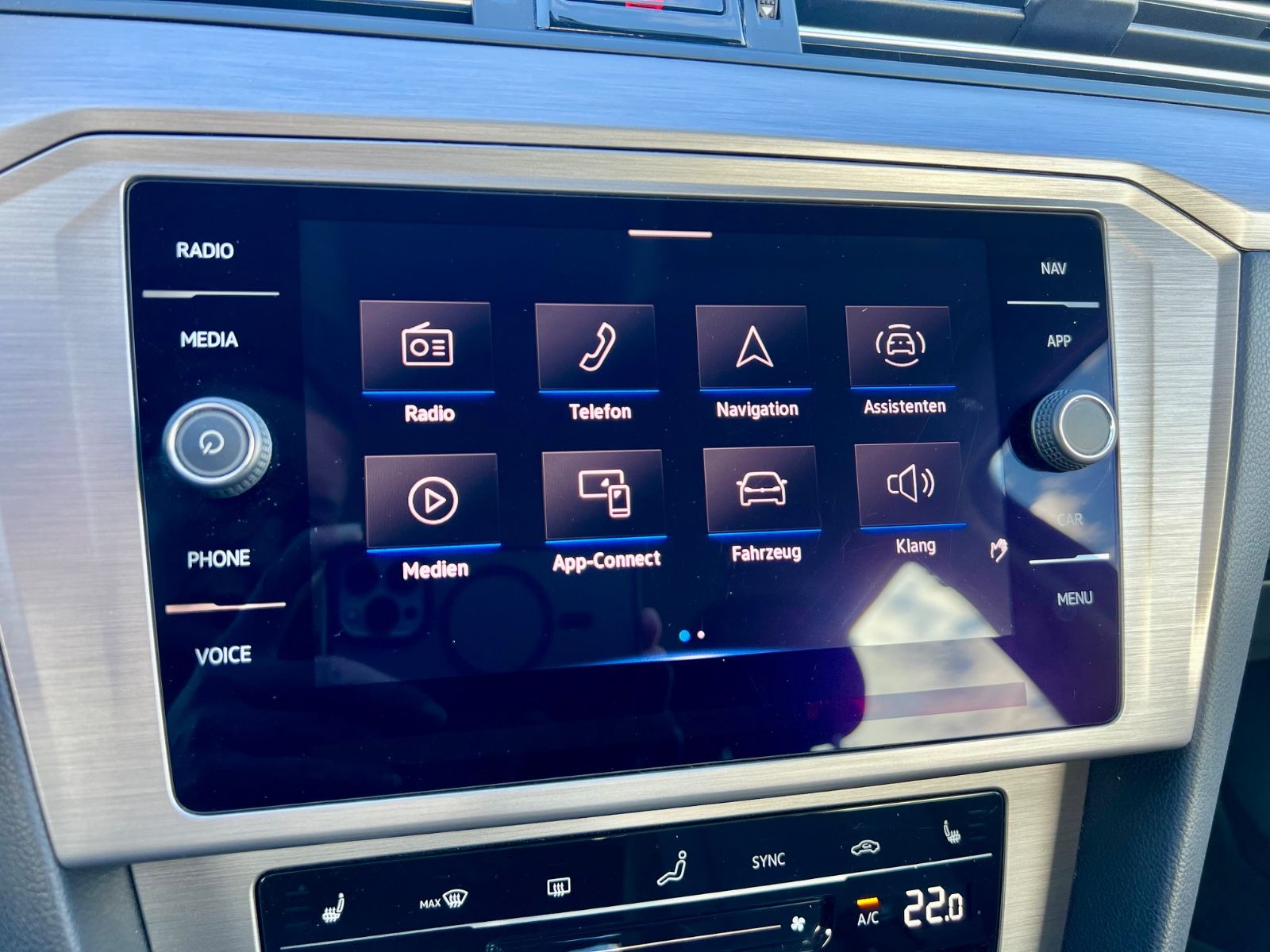 VW Passat Variant Conceptline AAC NAVI KAMERA SHZ