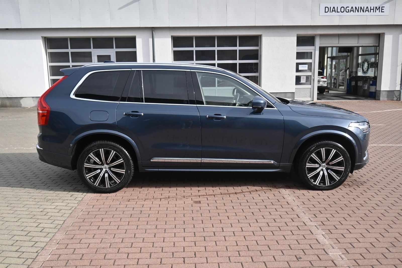Fahrzeugabbildung Volvo XC90B5 D Plus Bright AWD*360°*Alarm*FSHZG*STHZG*