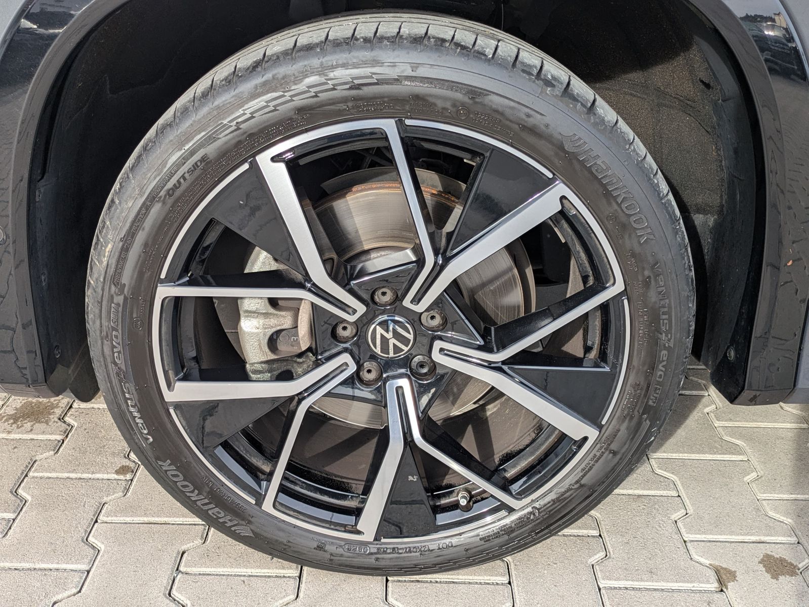 Fahrzeugabbildung Volkswagen Tayron 2.0 TDI 4M R-Line 7Si*MATRIX*AHK*PANO*HUD