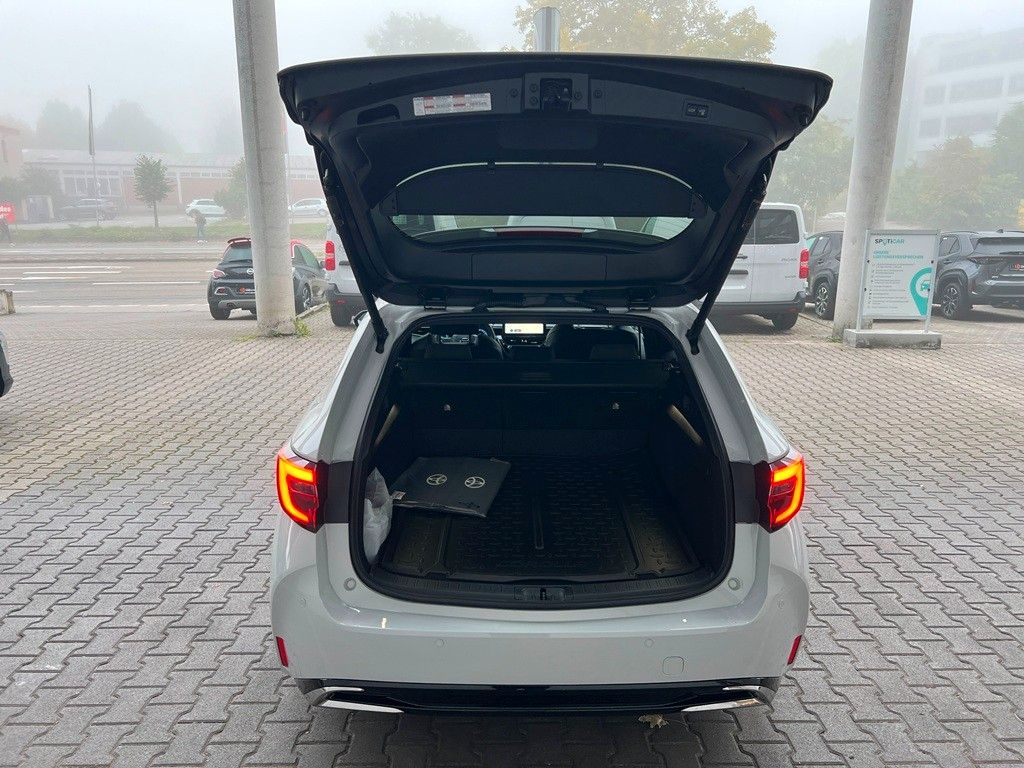 Fahrzeugabbildung Toyota Corolla Touring Sports 2.0 Hybrid Teamplayer