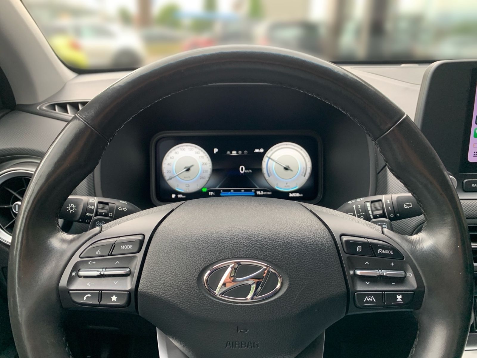 Fahrzeugabbildung Hyundai Kona Select Elektro 11 kW OBC Sitzheizung
