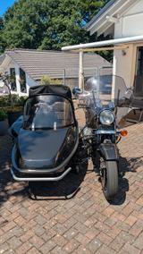 Moto Guzzi Mille GT mit Seitenwagen - GESPANN MIT