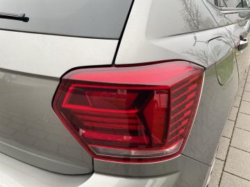 Volkswagen Polo - 11