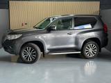 Toyota Land Cruiser 2.8 D-4D Executive Automatik°AHK° - graue Toyota Land Cruiser
