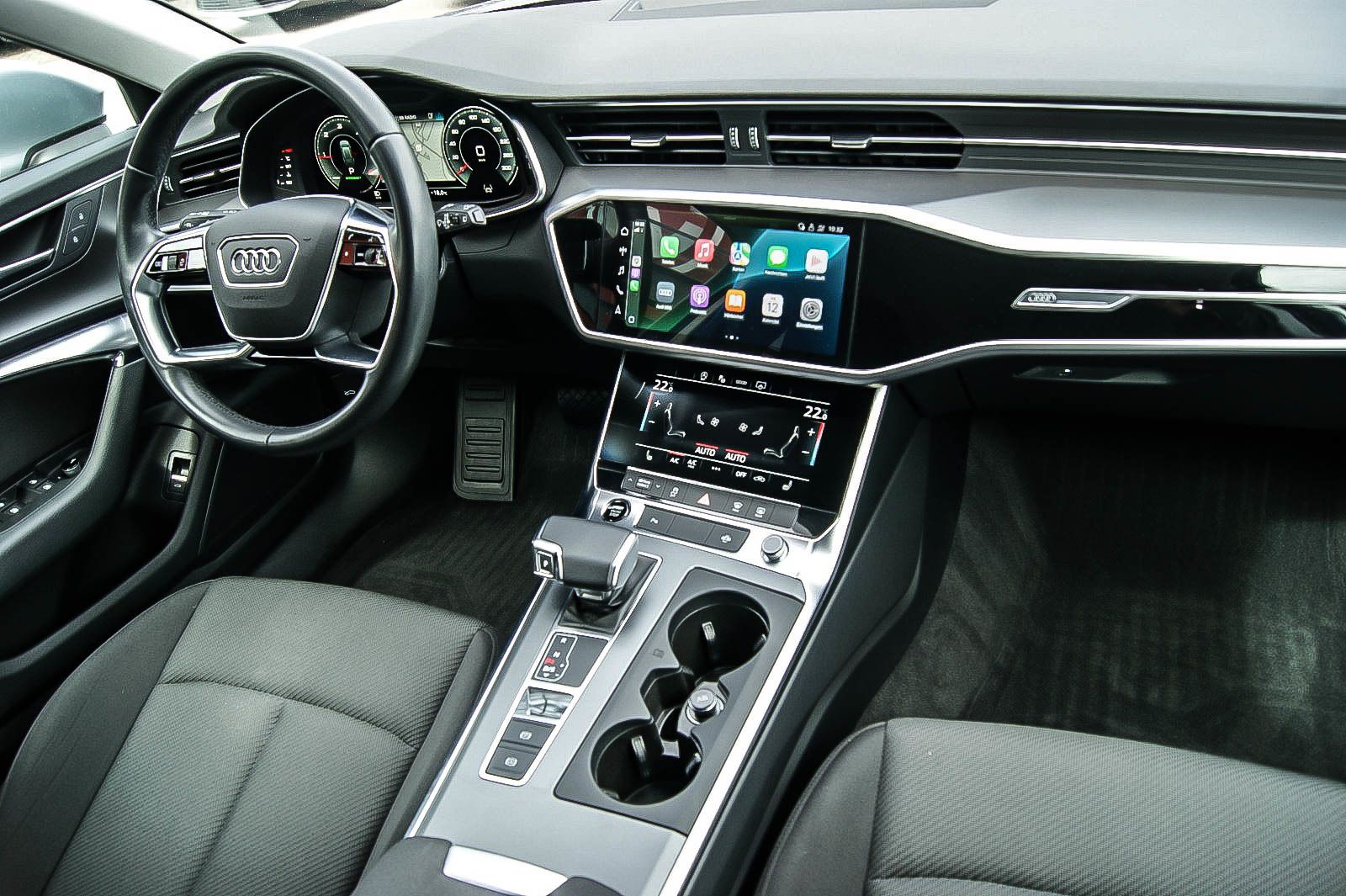 Fahrzeugabbildung Audi A6 Avant 35 TDI S-tronic NAVIGATION VIRTUAL LED