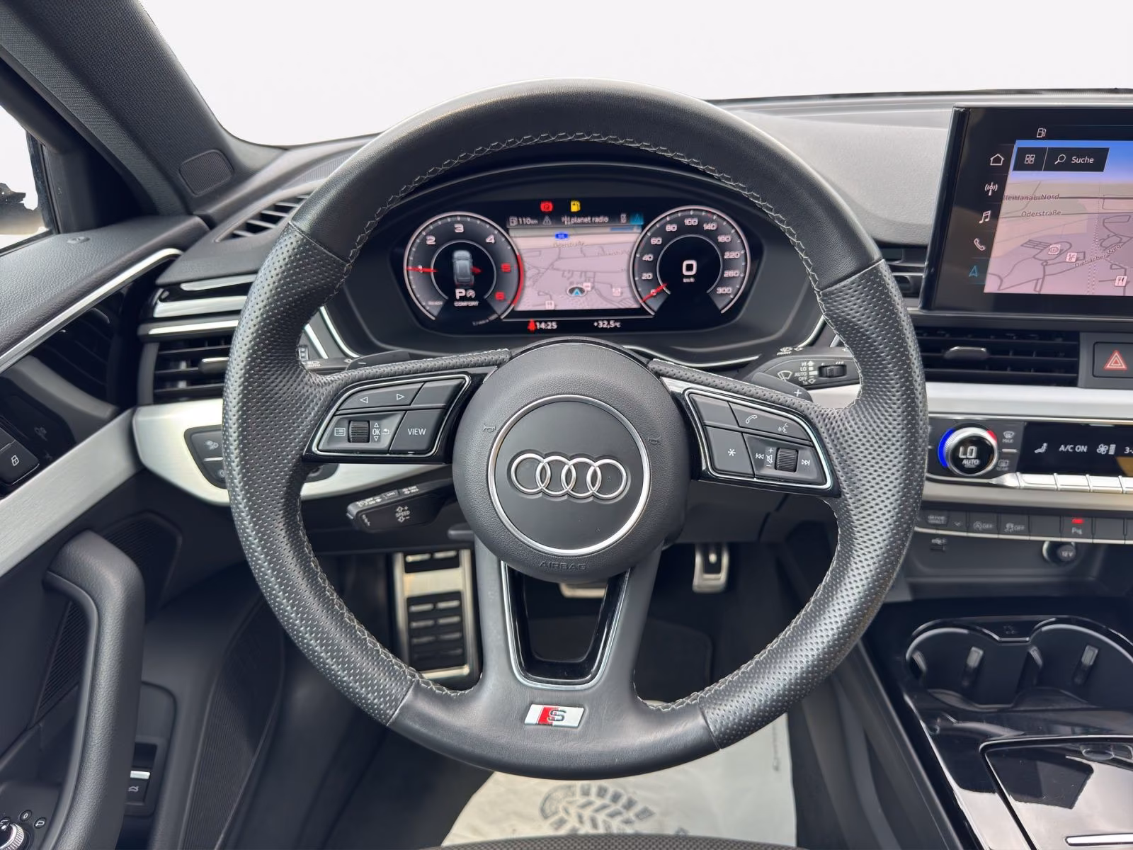 Audi A4 Avant 40 TDI ADVANCED *INT S LINE*AHK*PANO*VC, миниатюра 8