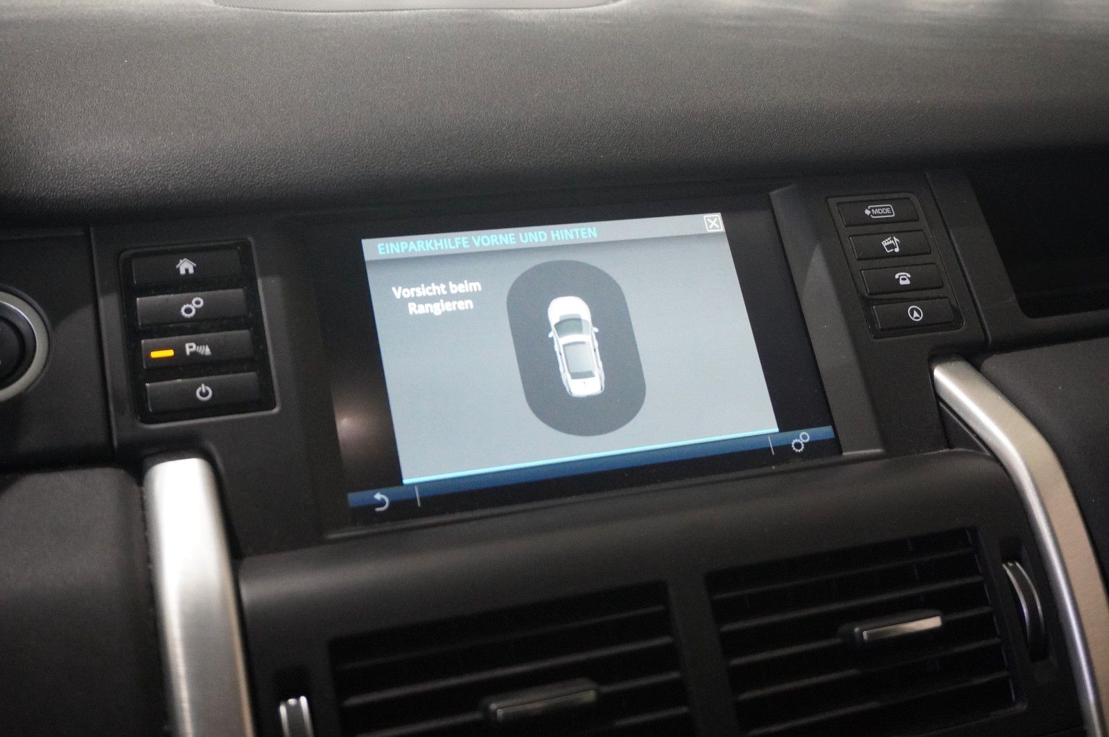 Fahrzeugabbildung Land Rover Discovery Sport 2.0D PURE NAVI/LED/SHZ/PDC/SPORT