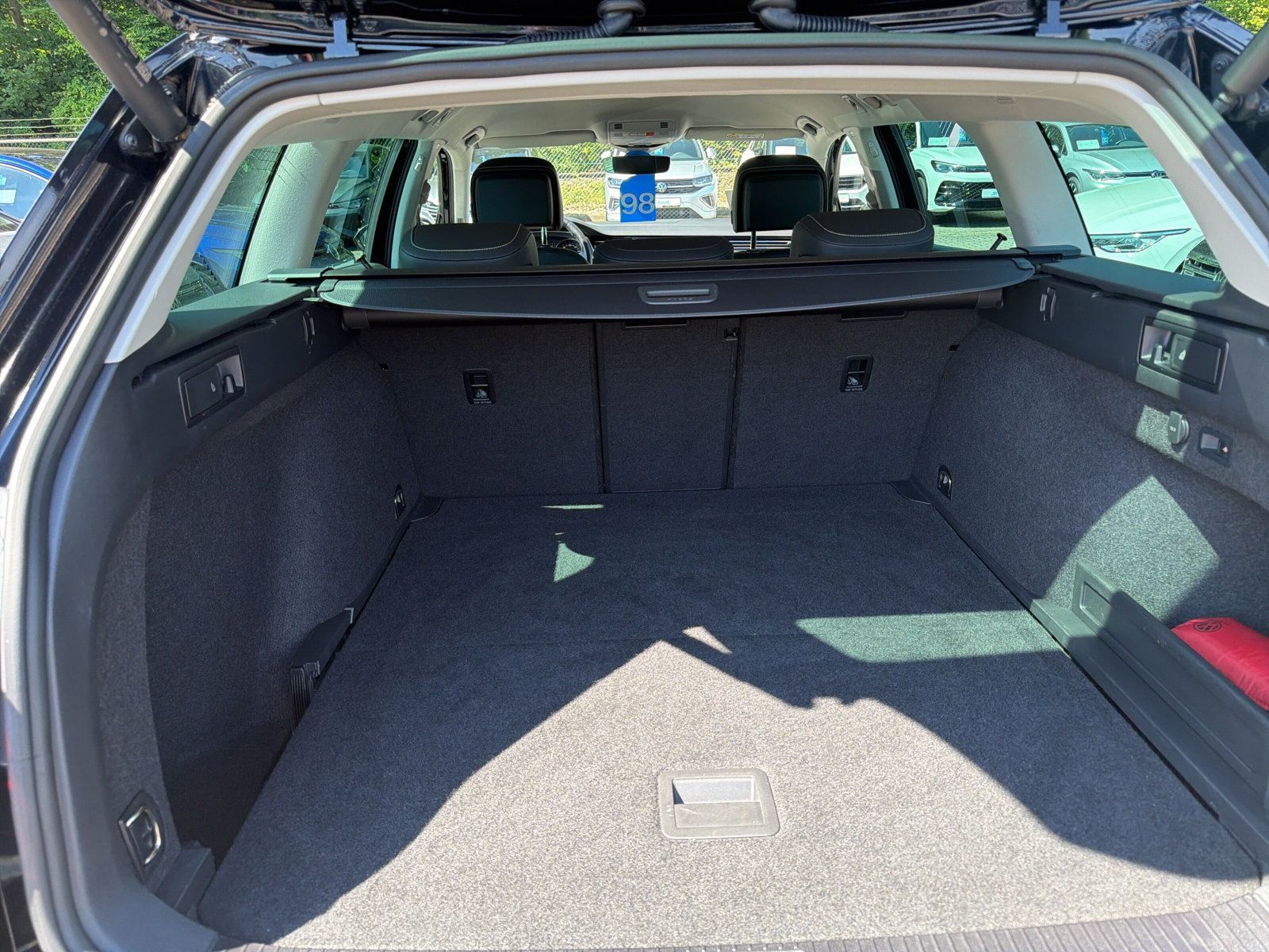 Passat Variant Elegance TDi DSG Navi ACC Matrix