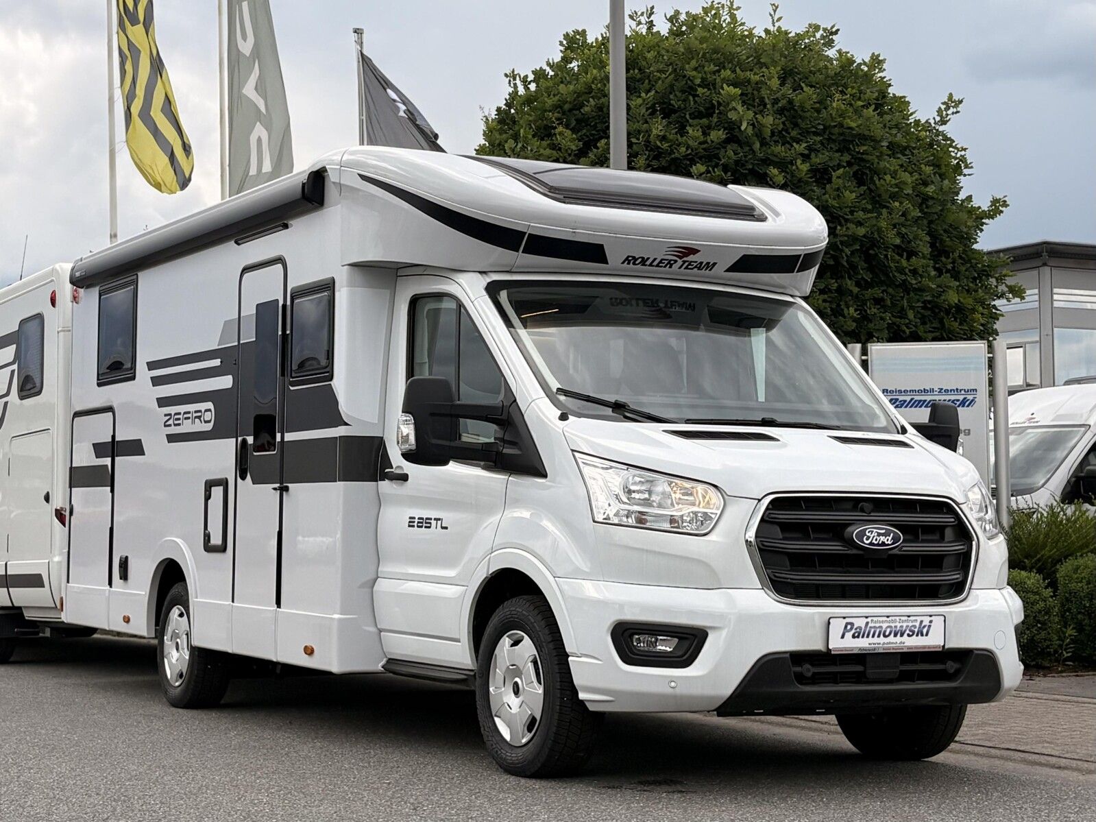 Fahrzeugabbildung Roller Team Zefiro 285 TL Ford